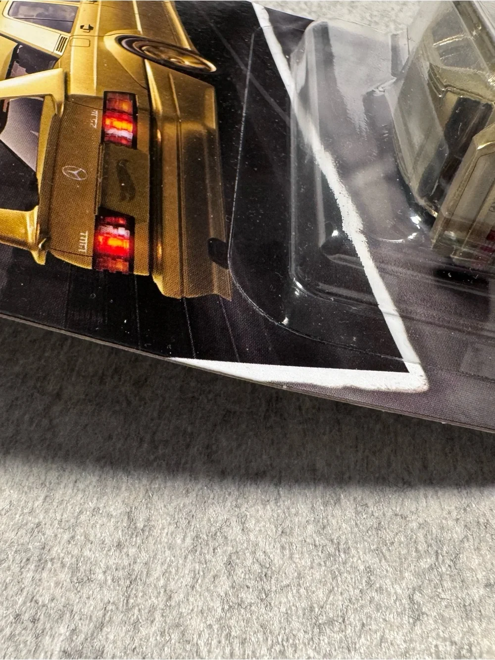Hot Wheels Premium Modern Classics Gold CHASE Mercedes Benz 190 E 2.5-16 EVO II